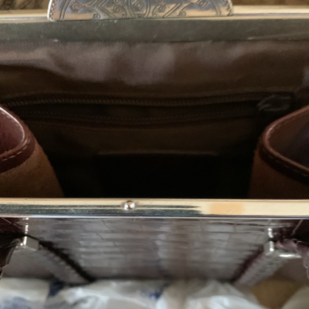 Handbag - Picture 6 of 6
